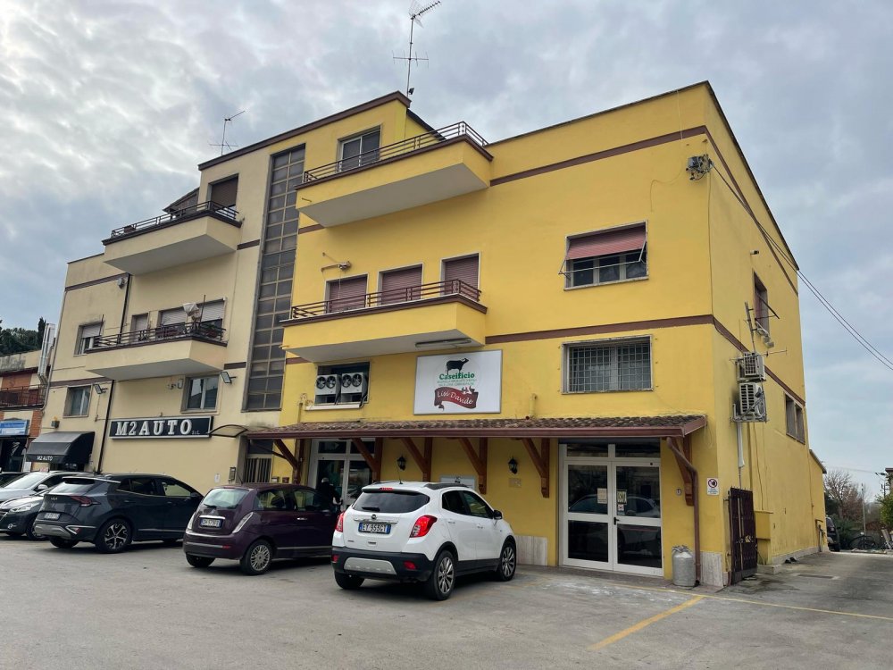 Latina appartamento zona Tor Tre Ponti