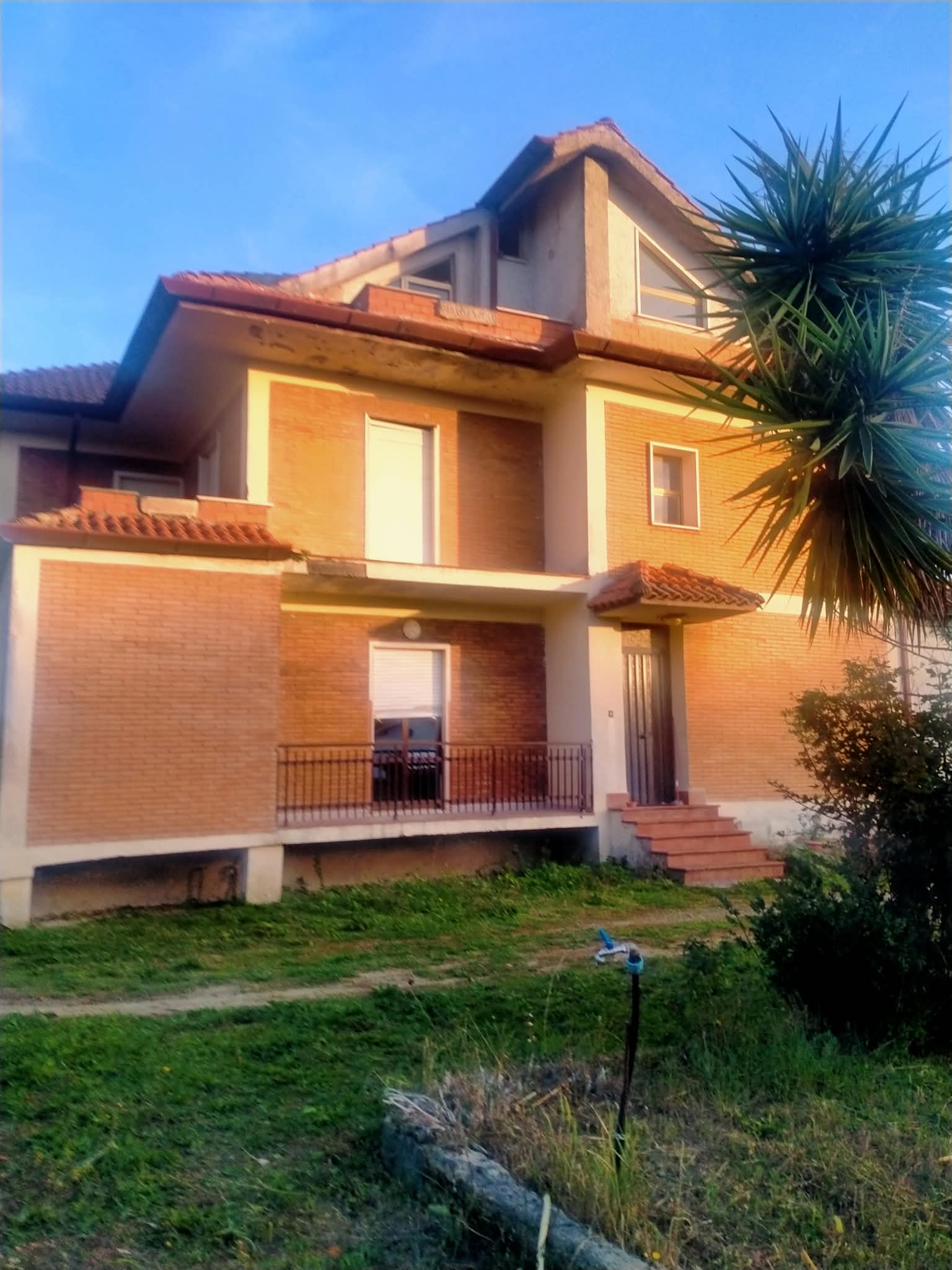 Sezze unifamiliare zona Colli