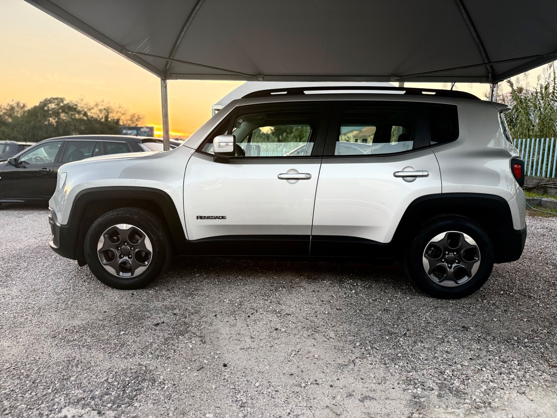 Jeep Renegade 1.4 Benzina tetto panoramico apribile
