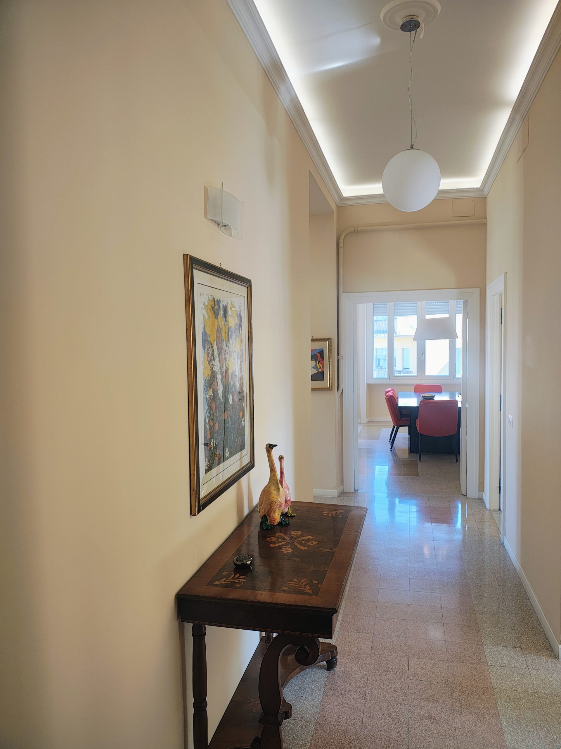 Latina prestigioso appartamento in edificio d’epoca